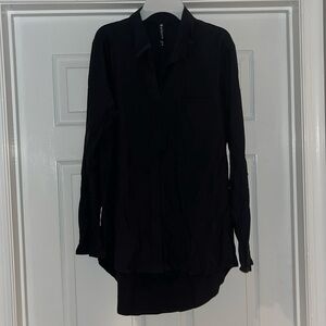 Athleta long sleeve button down